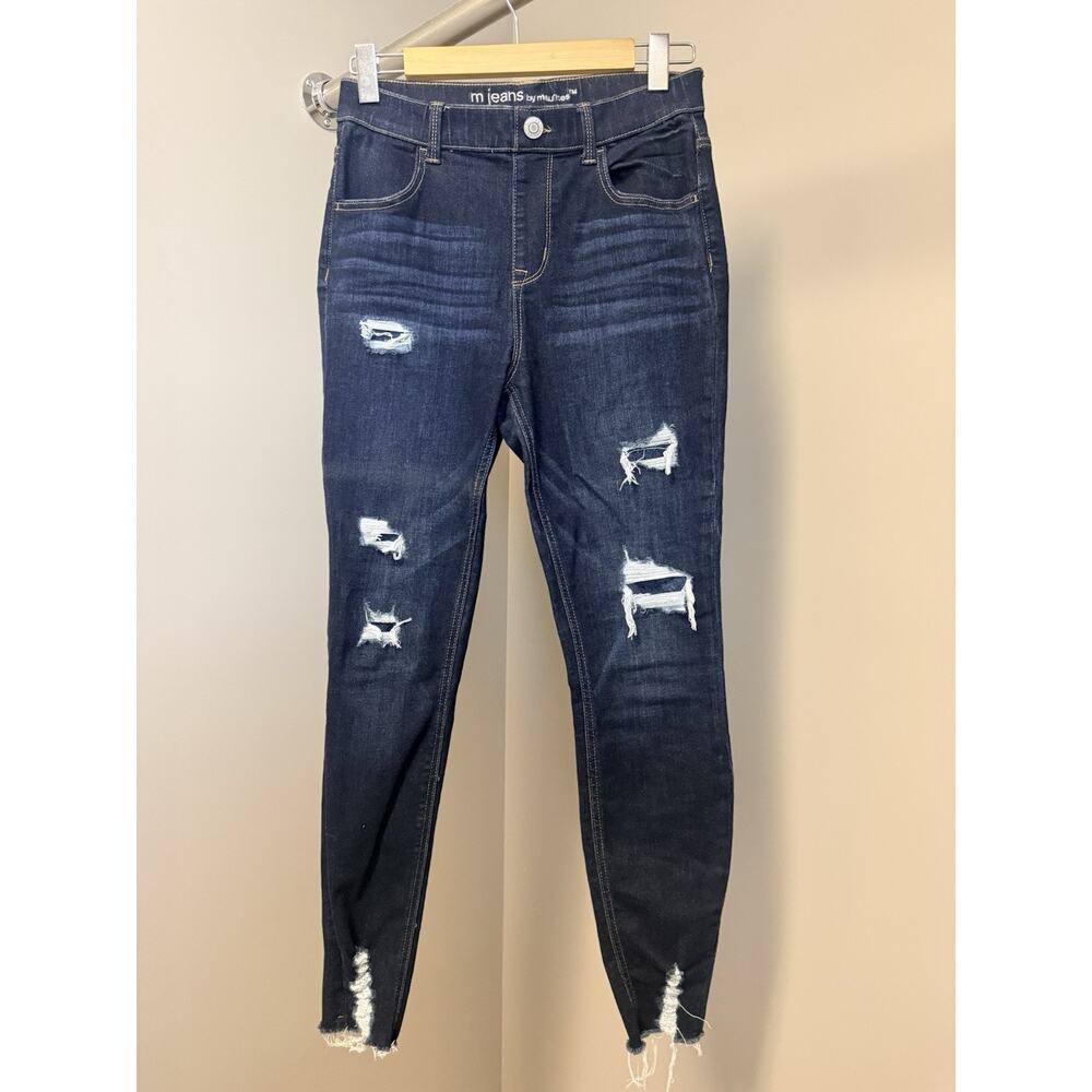Maurices Super High Rise Distressed Skinny Jeans Women’s Small Regular. Raw Hem